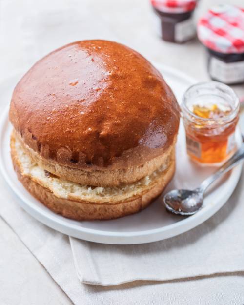 Булочка під гамбургер Бріош
